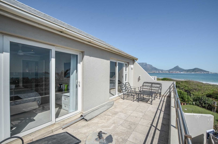 3 Bedroom Property for Sale in Woodbridge Island Western Cape